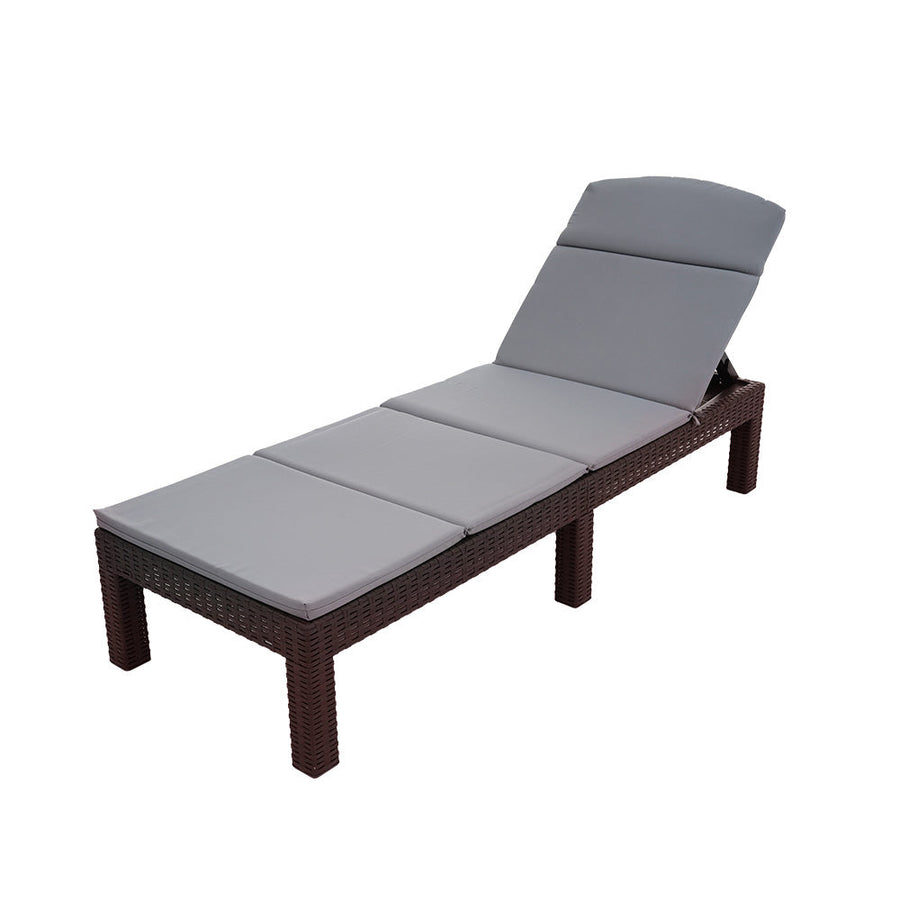Outdoor 4-level adjustable garden chair