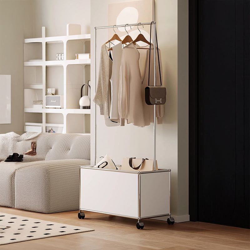 Modern and simple hanger stand