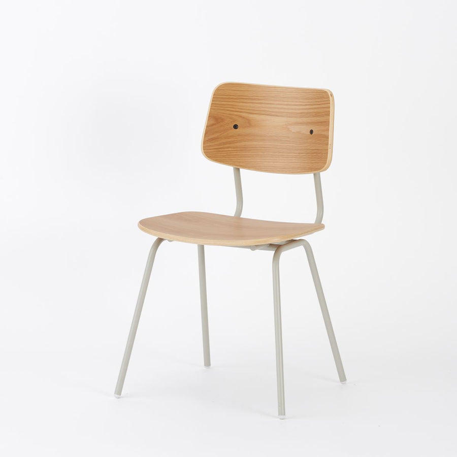 KUUM Chair shikaku Gray White Steel Frame Wooden Back クーム チェア シカク