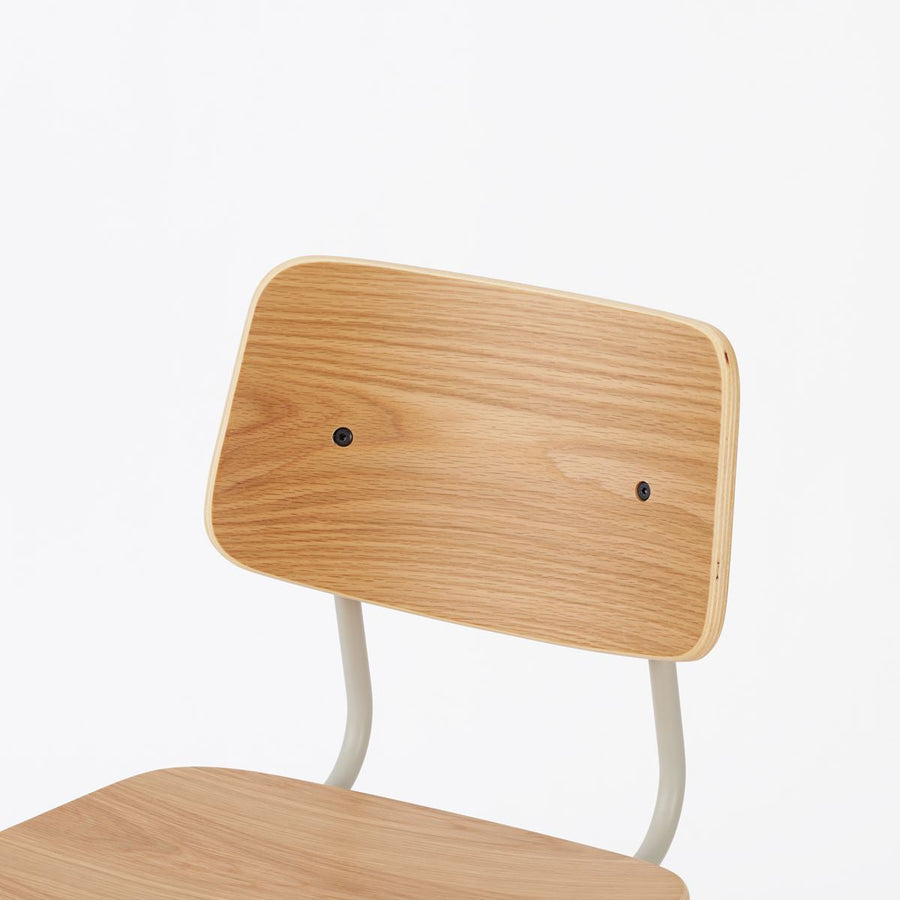 KUUM Chair shikaku Gray White Steel Frame Wooden Back クーム チェア シカク