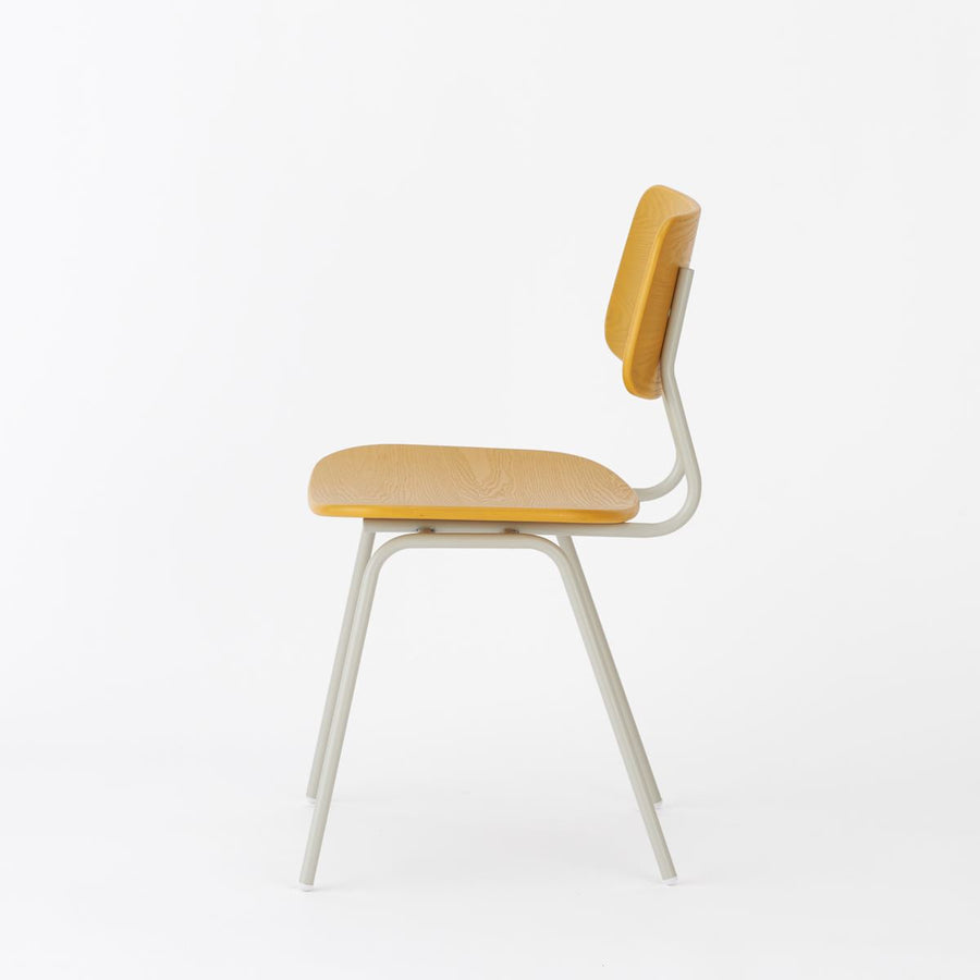 KUUM Chair shikaku Gray White Steel Frame Color Back クーム チェア シカク