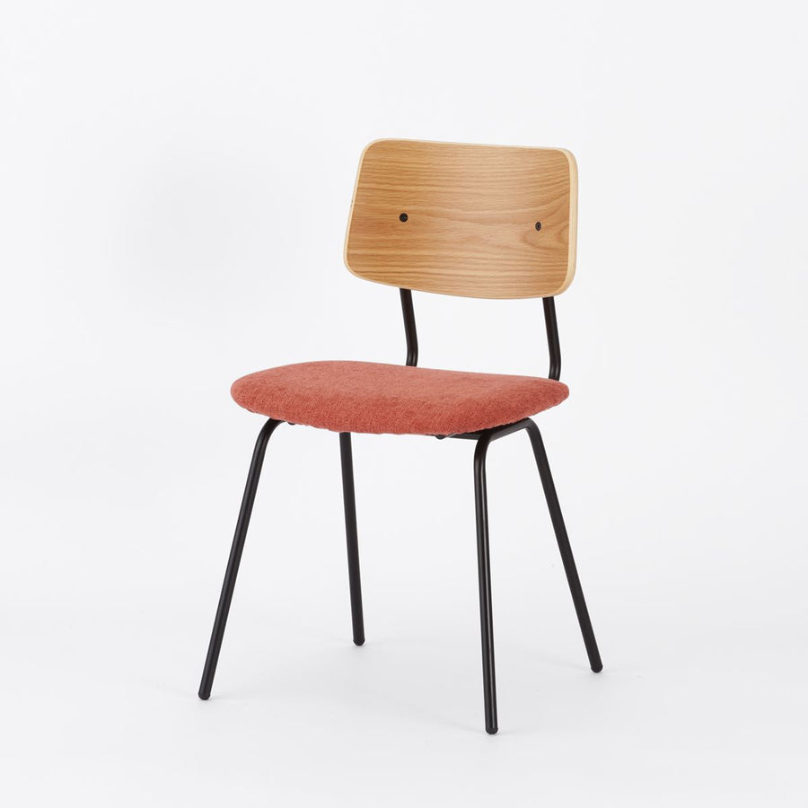 KUUM Chair shikaku Black Steel Frame Cushion Natural Back クーム チェア シカク
