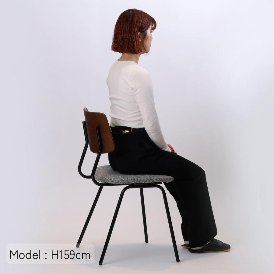 KUUM Chair shikaku Black Steel Frame Cushion Brown Back クーム チェア シカク