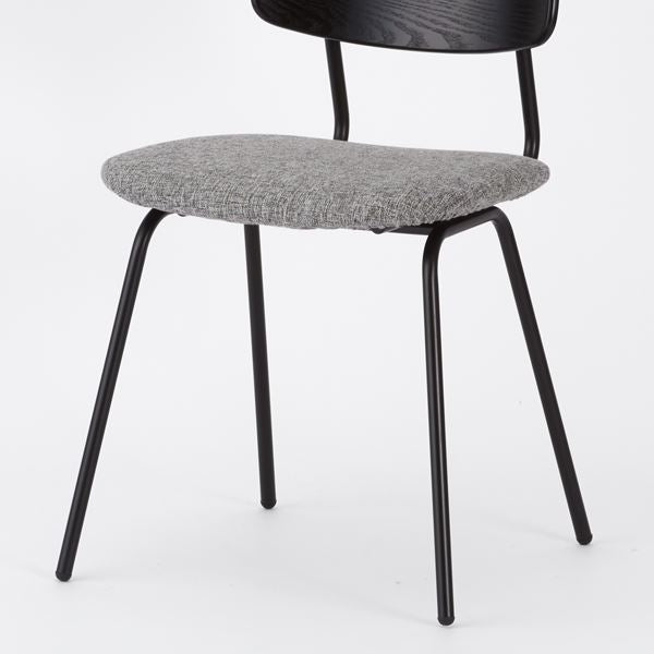 KUUM Chair shikaku Black Steel Frame Cushion Black Back クーム チェア シカク