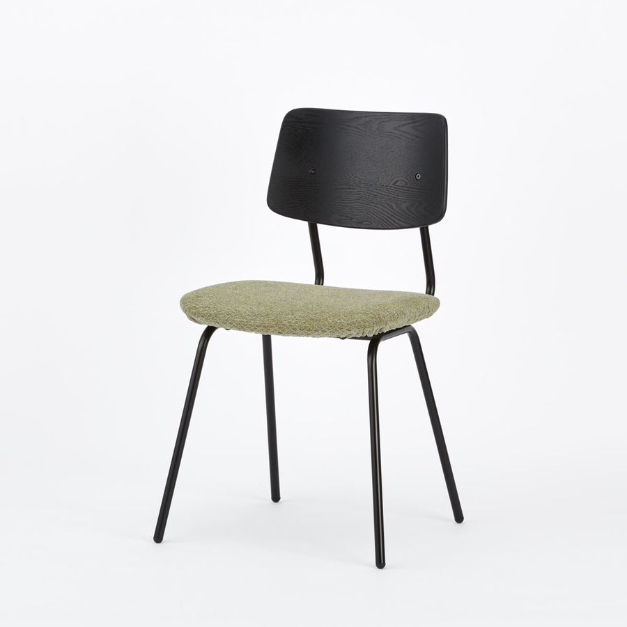 KUUM Chair shikaku Black Steel Frame Cushion Black Back クーム チェア シカク