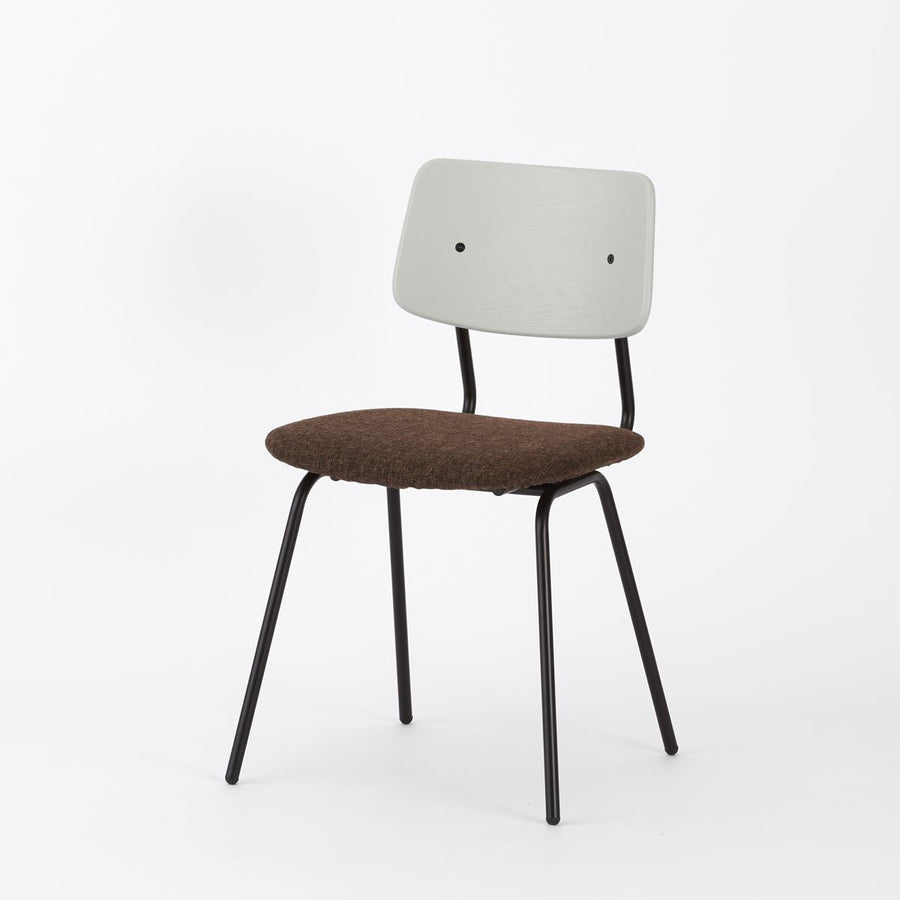 KUUM Chair shikaku Black Steel Frame Cushion Gray White Back クーム チェア シカク