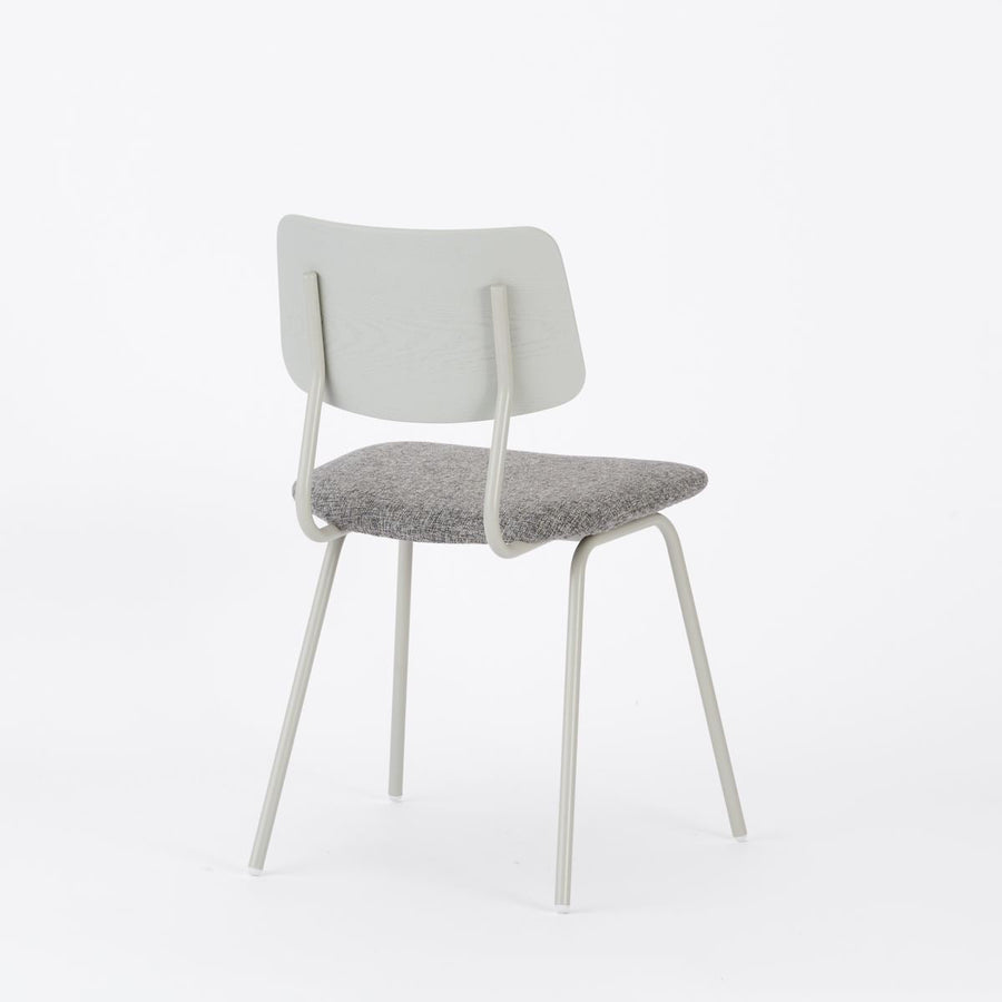 KUUM Chair shikaku Gray White Steel Frame Cushion Gray White Back クーム チェア シカク