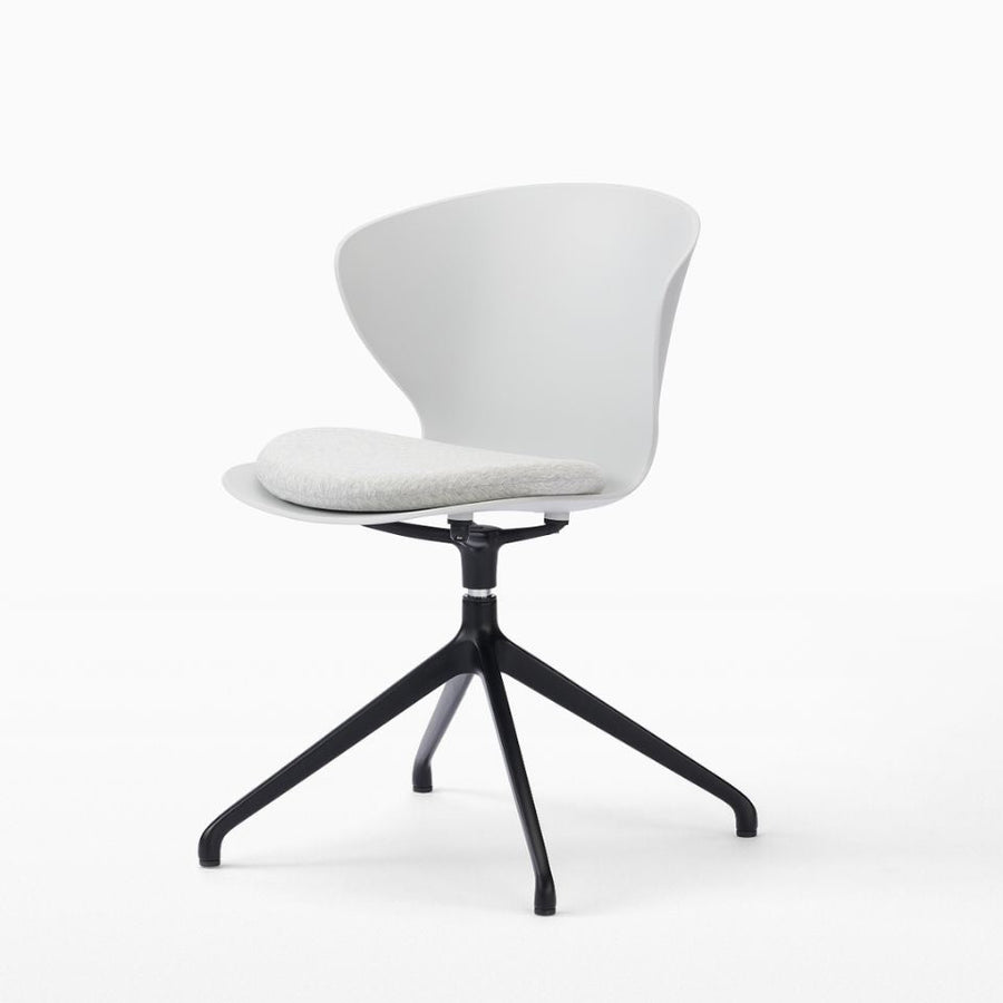 Smooth Round Chair Black Legs スムースラウンドチェア ブラック脚