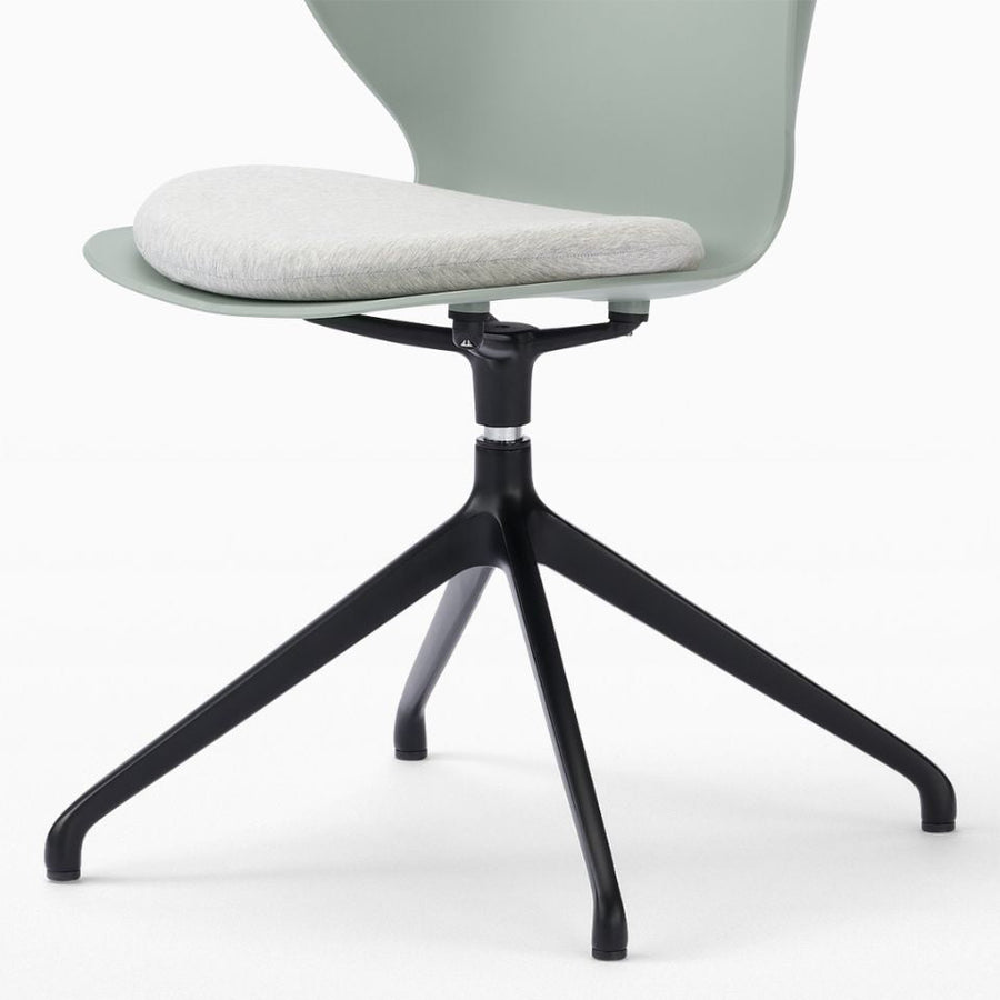 Smooth Round Chair Black Legs スムースラウンドチェア ブラック脚