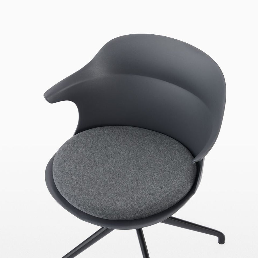 Smooth Round Chair With Arms Black Legs スムースラウンドチェア アーム付 ブラック脚