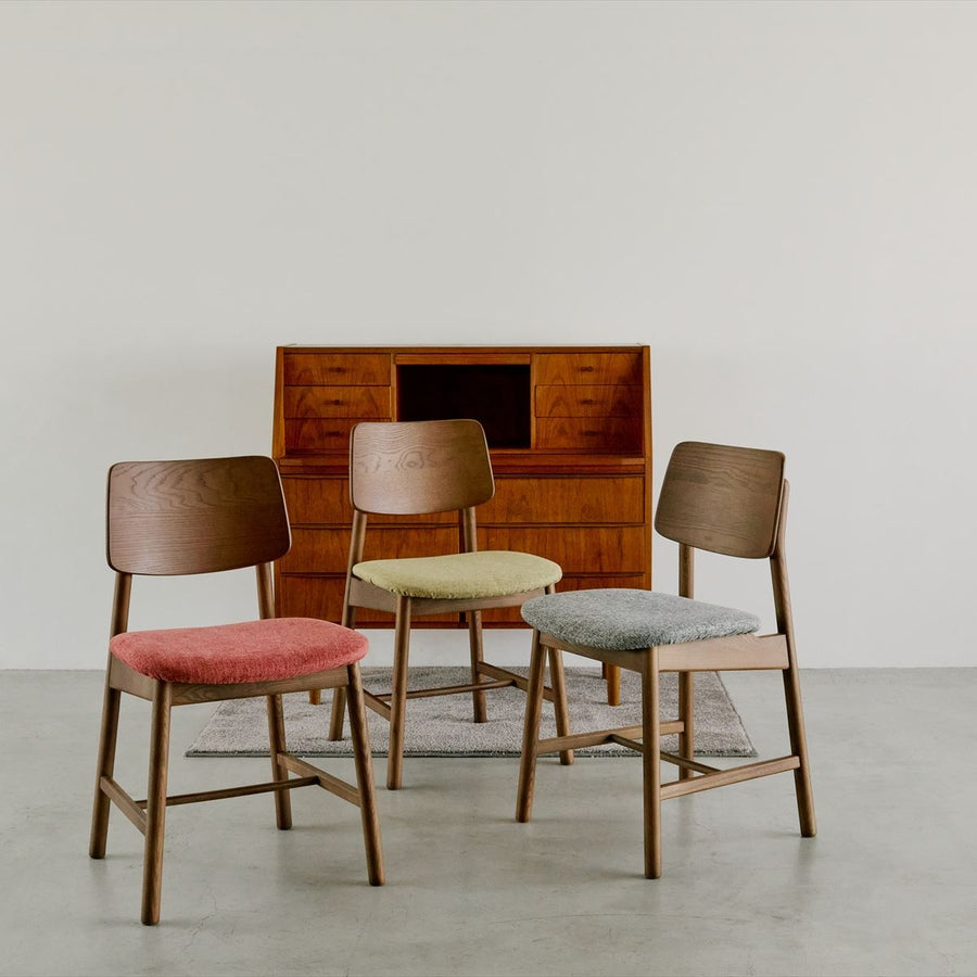 KUUM Chair shikaku Brown Wooden Frame Cushion クーム チェア シカク