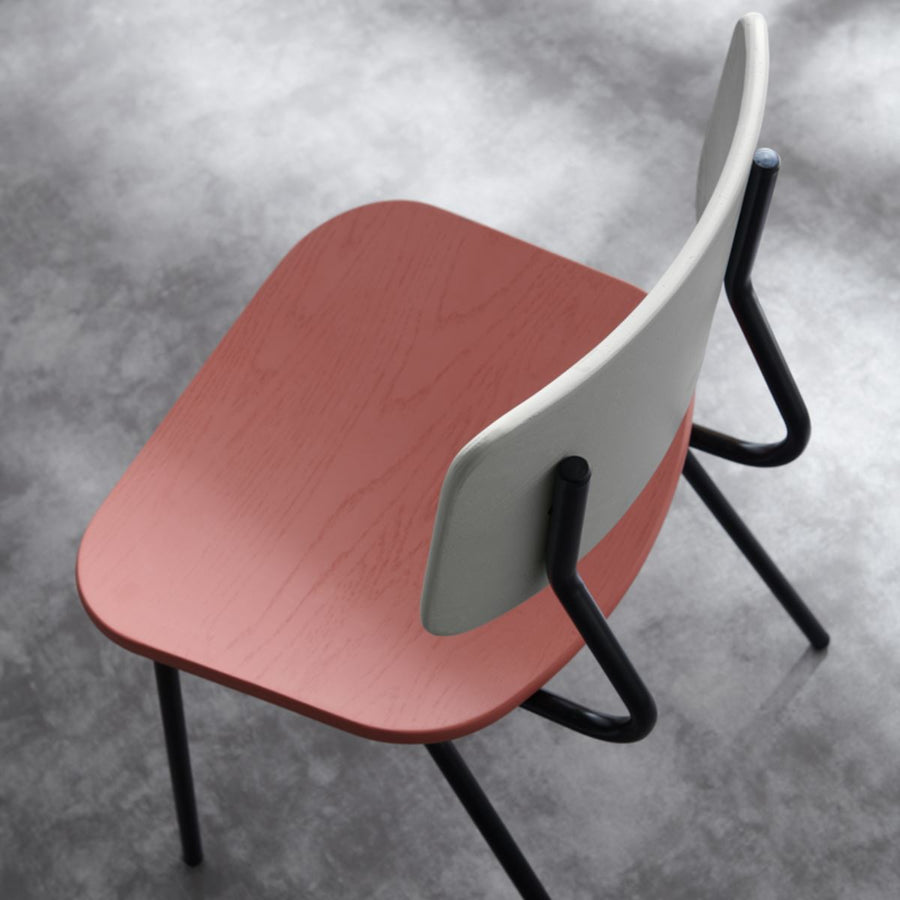 KUUM Chair shikaku Gray x Pink x Black Steel Frame クーム チェア シカク