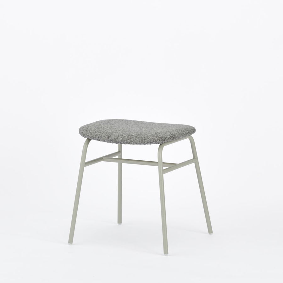 KUUM Stool shikaku Gray White Steel Frame Cushion クーム スツール シカク