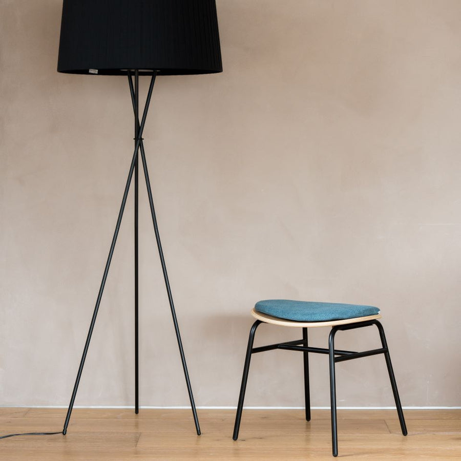 KUUM Stool kinoco Black Steel Frame Wooden Seat クーム スツール キノコ