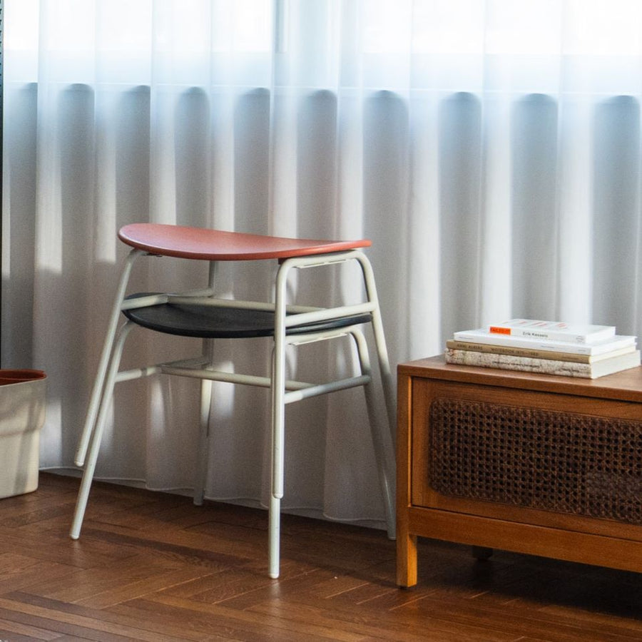 KUUM Stool kinoco Gray White Steel Frame Colored Wooden Seat クーム スツール キノコ