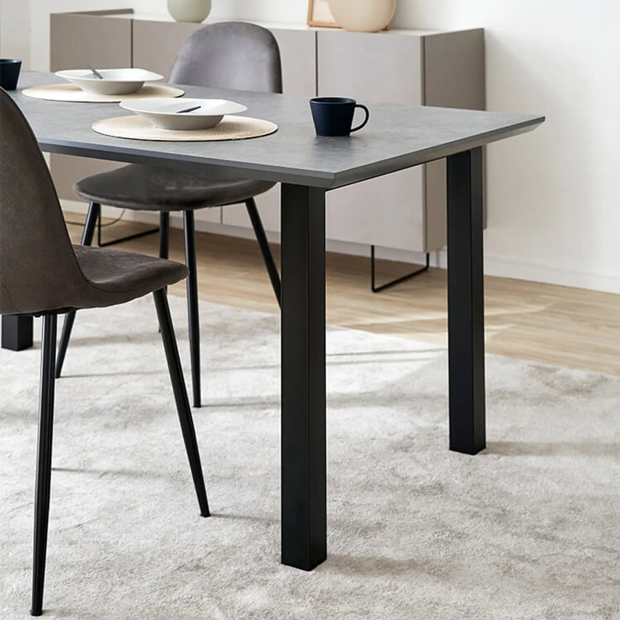 Dining table for 4 people, steel legs, 140cm