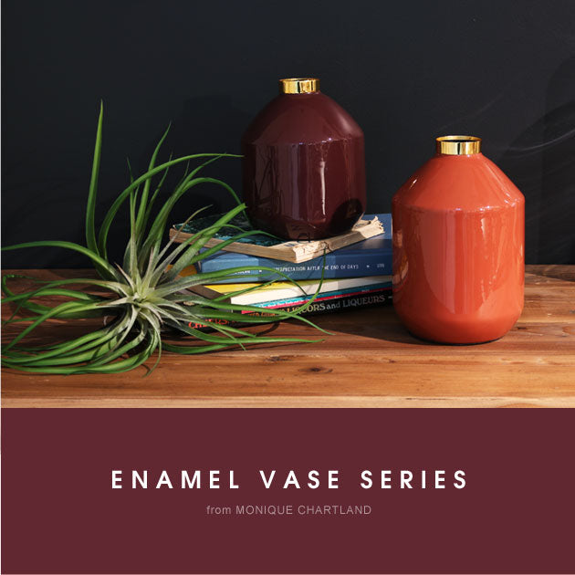 ENAMEL VASE 02