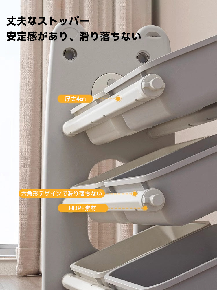 Bear-shaped toy storage shelf