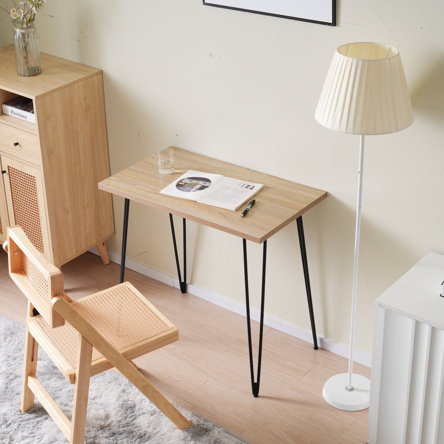 Modern basic table
