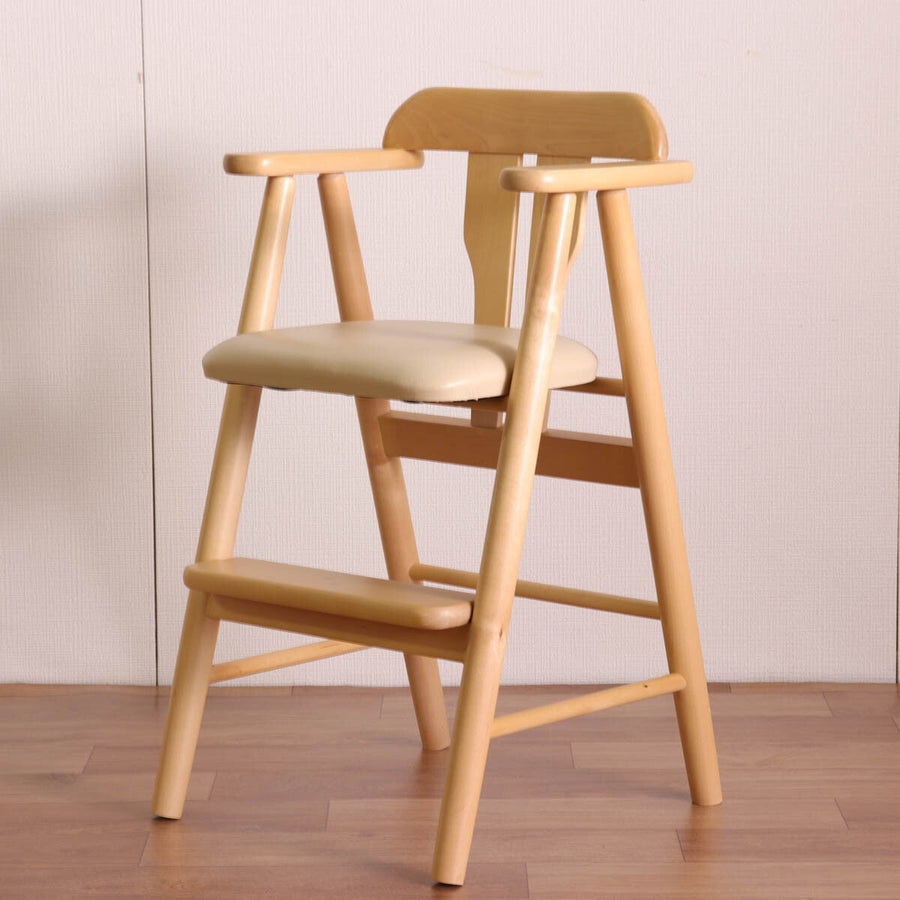 Simple natural wood children's dining chair with armrests