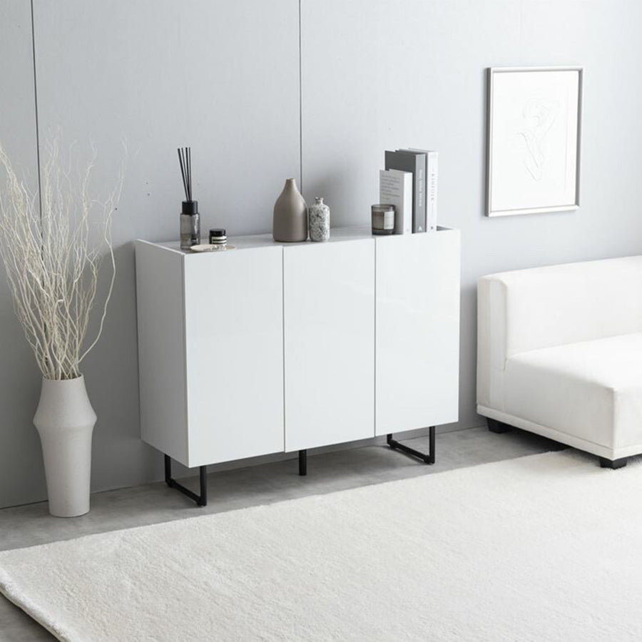 Stone pattern 3 door cabinet