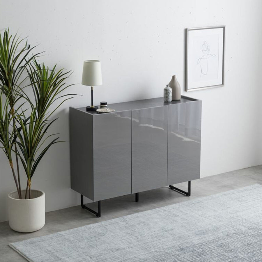 Stone pattern 3 door cabinet