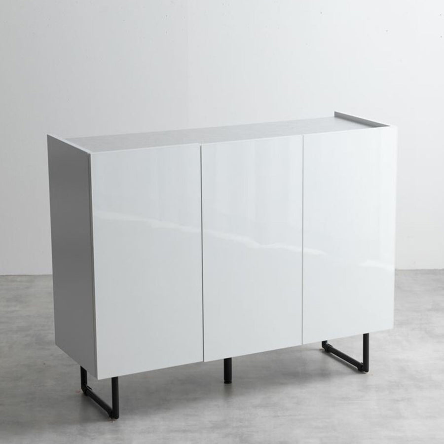 Stone pattern 3 door cabinet