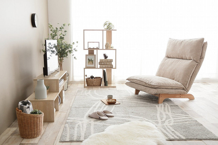 Extendable TV stand