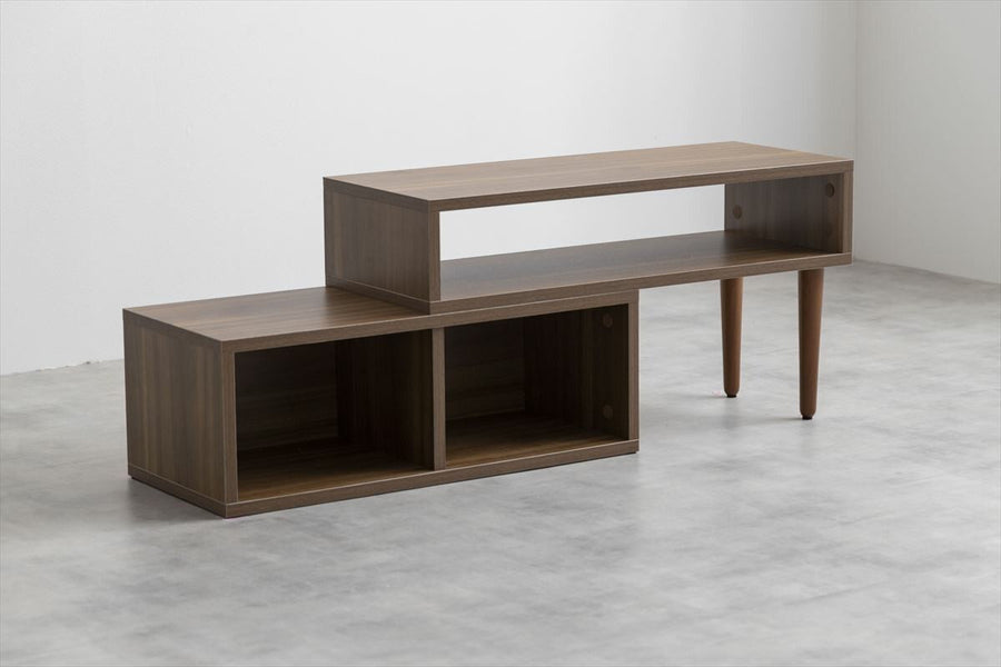 Extendable TV stand
