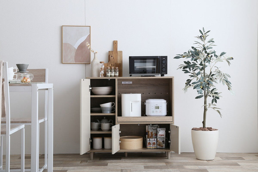 Two-tone wood grain range stand