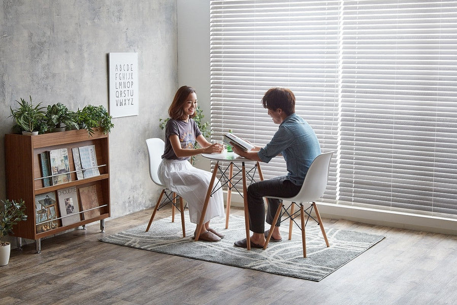 Modern design table and chair set