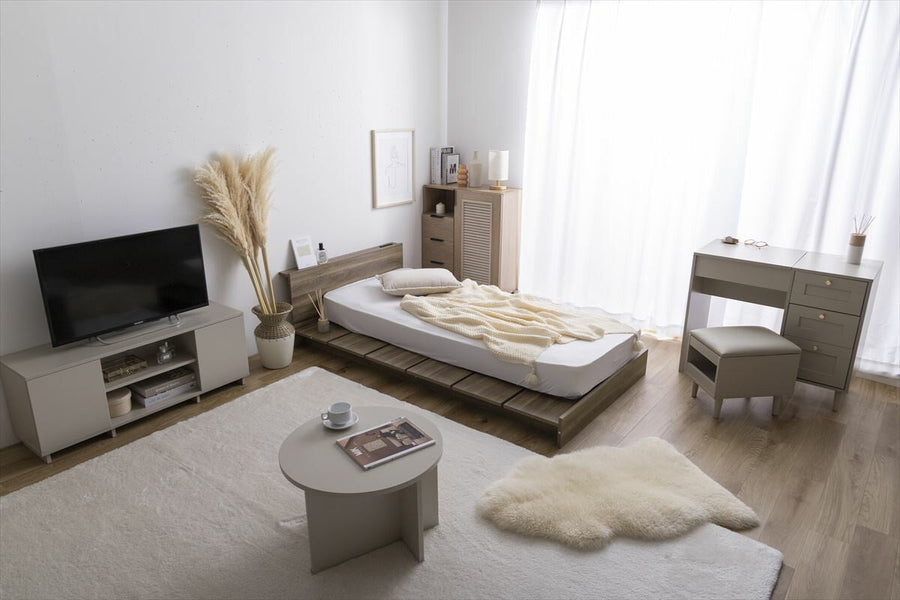 Scandinavian style bed with wide slats, low semi-single short bed