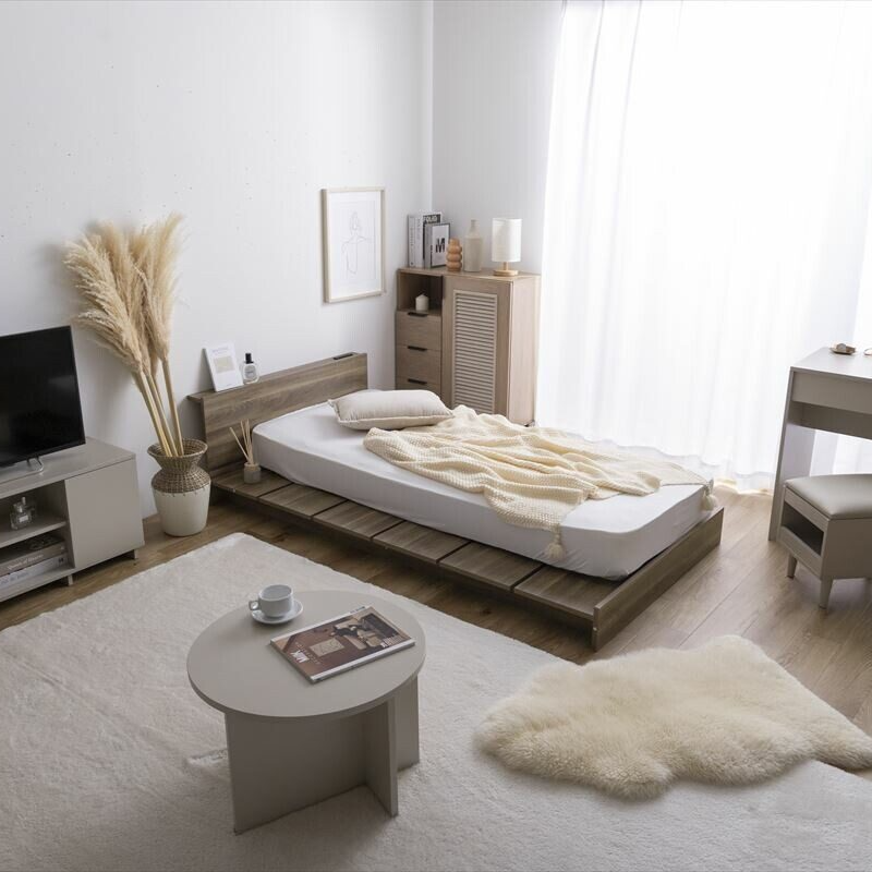 Scandinavian style bed with wide slats, low semi-single short bed