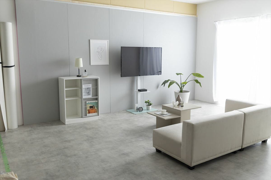 Simple design TV stand