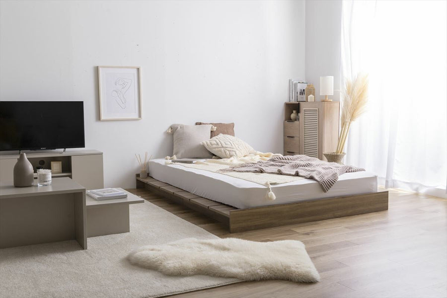 Scandinavian bonnell mattress with wide slats, single low bed