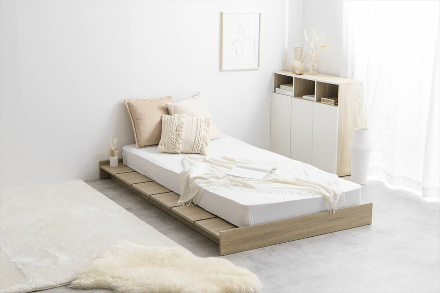 Scandinavian bonnell mattress with wide slats, single low bed