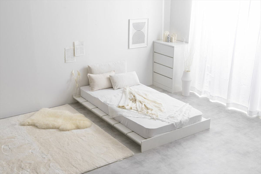 Scandinavian bonnell mattress with wide slats, single low bed