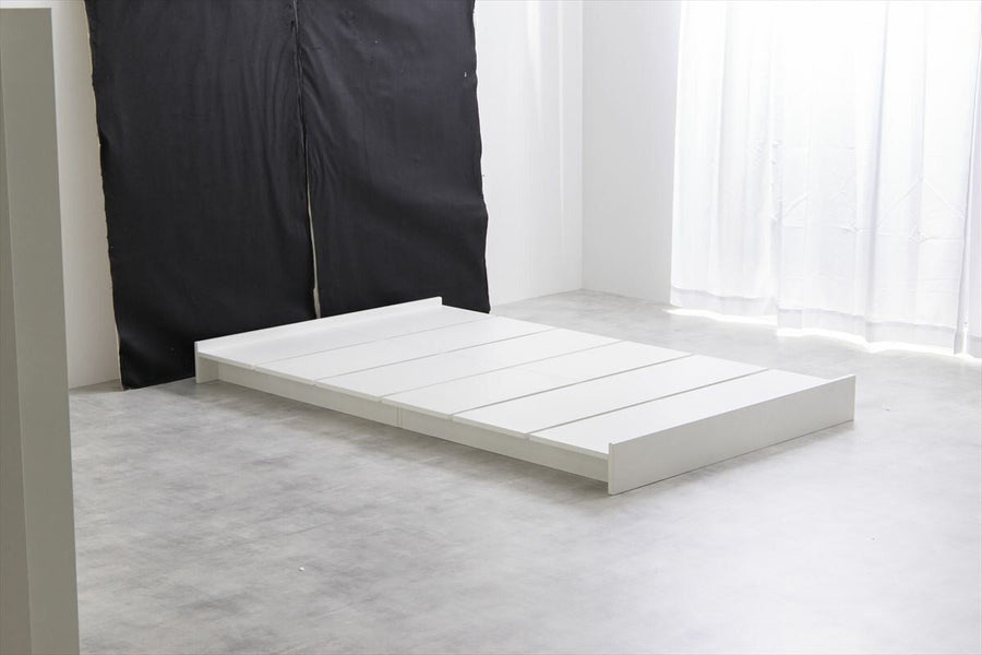 Scandinavian bonnell mattress with wide slats, single low bed