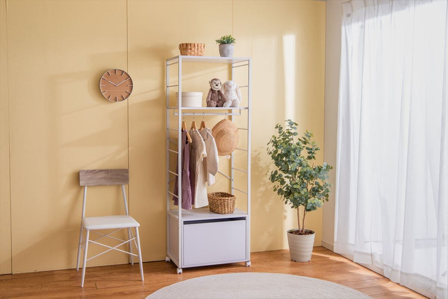 Modern wooden top steel frame clothes rack with drawers