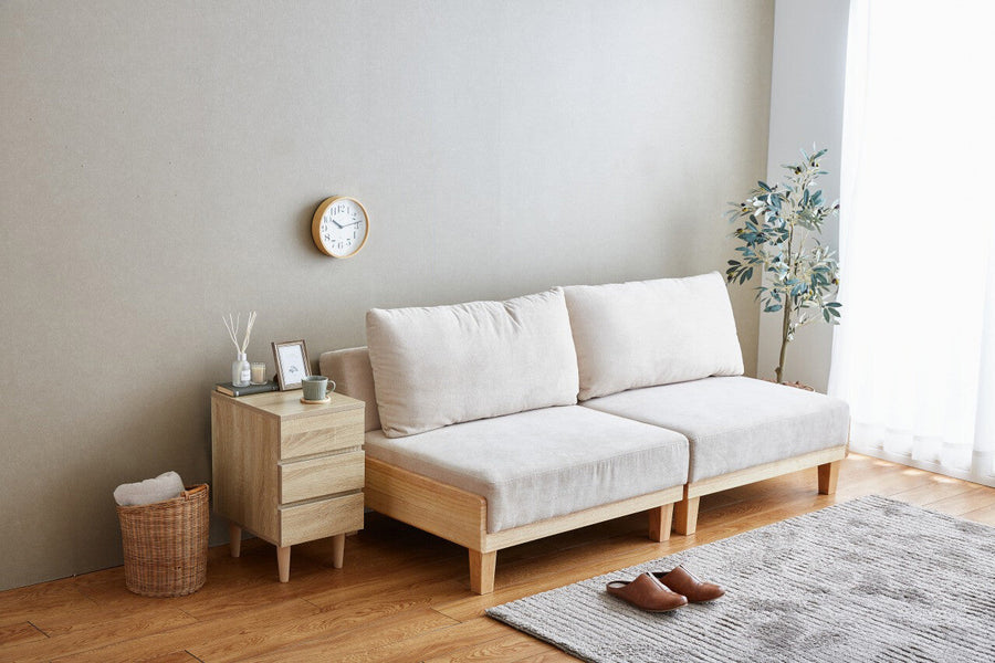 Scandinavian natural wooden 3-drawer side chest