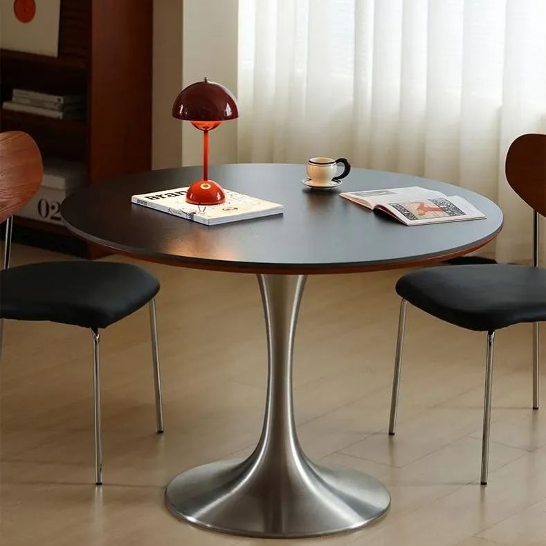 Boxwood ceramic one-legged round table