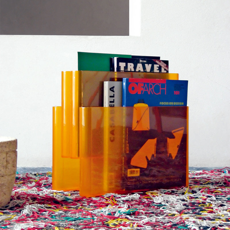 MAGAZINE RACK