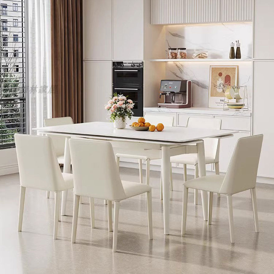 Expandable dining table