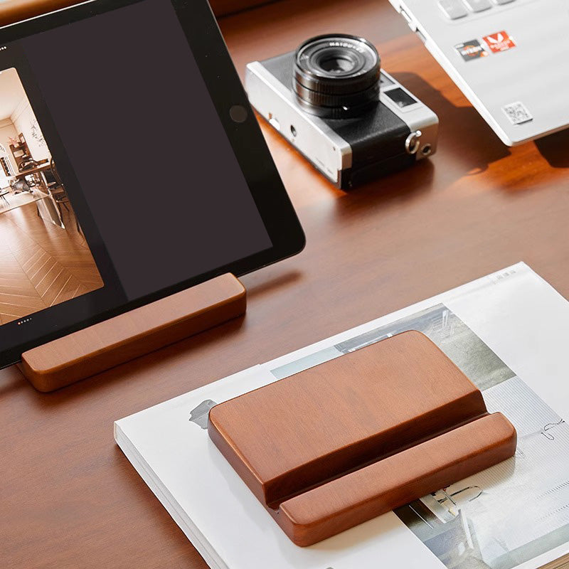 Boxwood Smartphone Stand