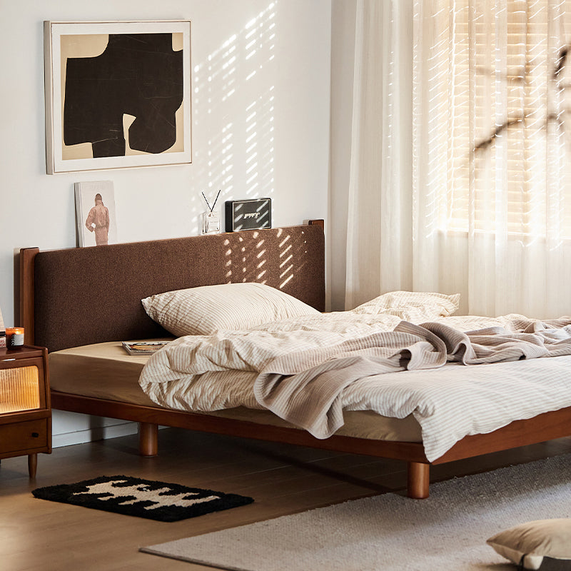 Boxwood cushioned flat edge bed
