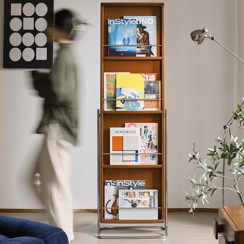 Boxwood stand mirror with storage function