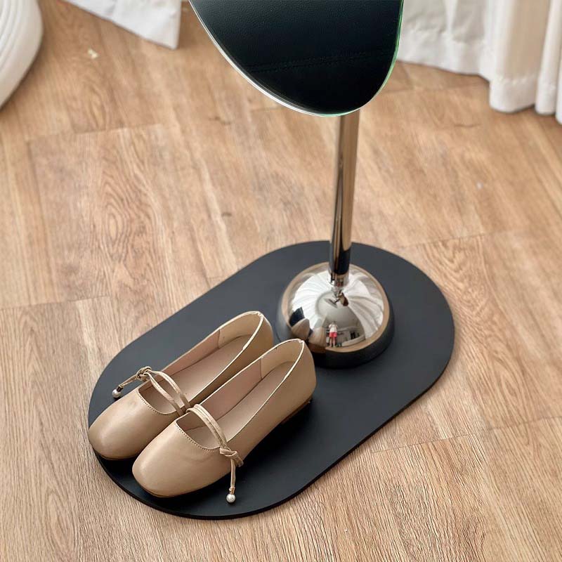 Elegant Stand Mirror