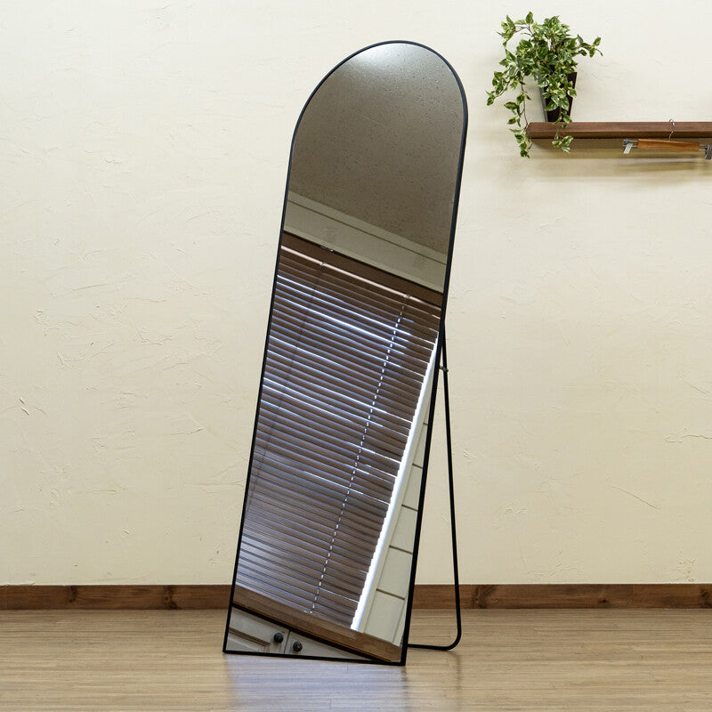 Simple aluminum frame jumbo stand mirror