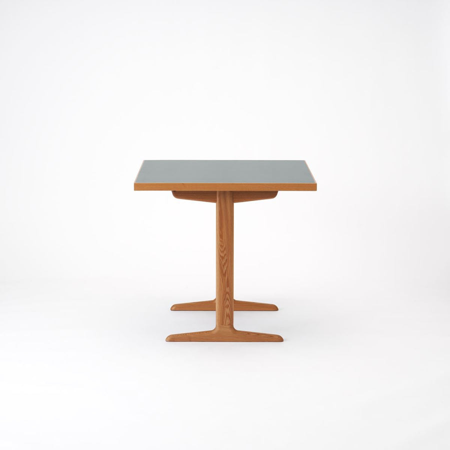 KUUM Table W800×D800 メラミングレー 木脚 T