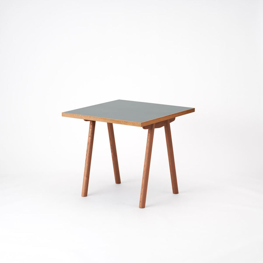 KUUM Table W800×D800 メラミングレー 木脚 V
